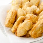 Tempura De Peixe Ao Estilo De Okinawa: Uma Fusão De Crocância E Sabor Do Mar