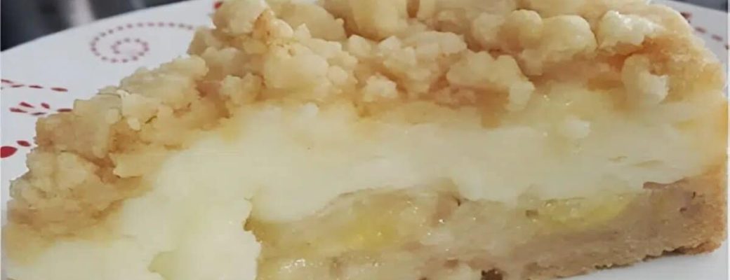 Torta De Banana Com Cobertura De Farofa Fica Irresistível