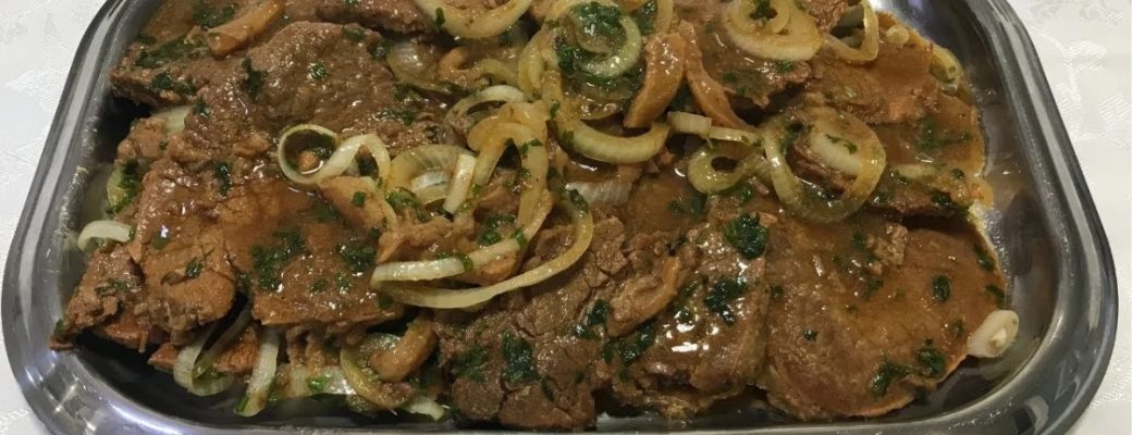 Bife De Panela Na Panela De Pressão é Uma Opção Maravilhosa Para Um Almoço Rápido E Delicioso