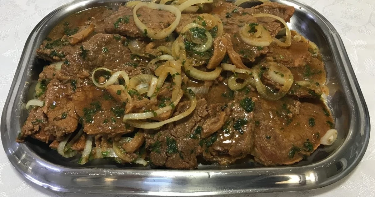 Bife de Panela na Panela de Pressão é uma Opção Maravilhosa para um Almoço Rápido e Delicioso