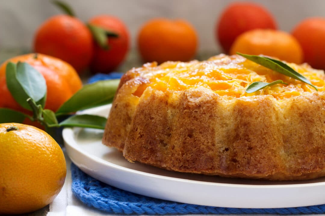 Bolo Caçarola com frutas saboroso e saudável