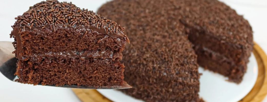 Bolo De Chocolate Fofinho Sem Batedeira E Sem Liquidificador