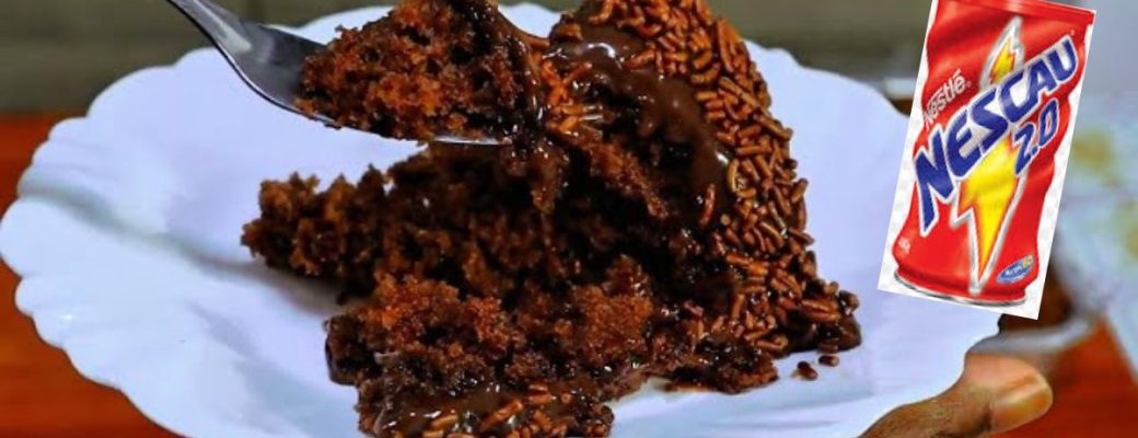 Bolo De Chocolate De Nescau Com Massa Fofinha E Cobertura Cremosa