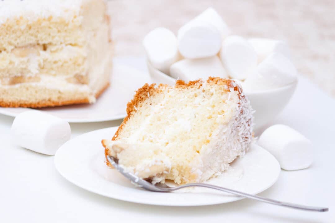 Bolo de Coco Molhadinho Uma Explosão de Sabor