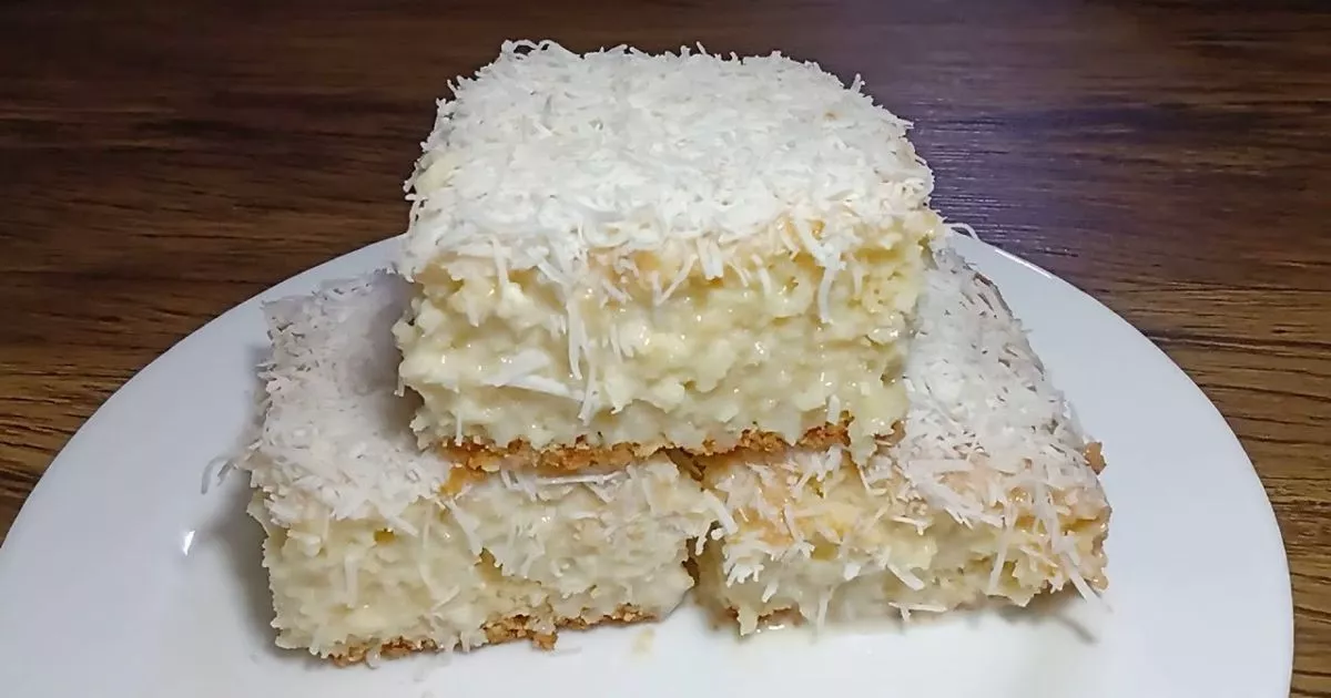 bolo de coco gelado