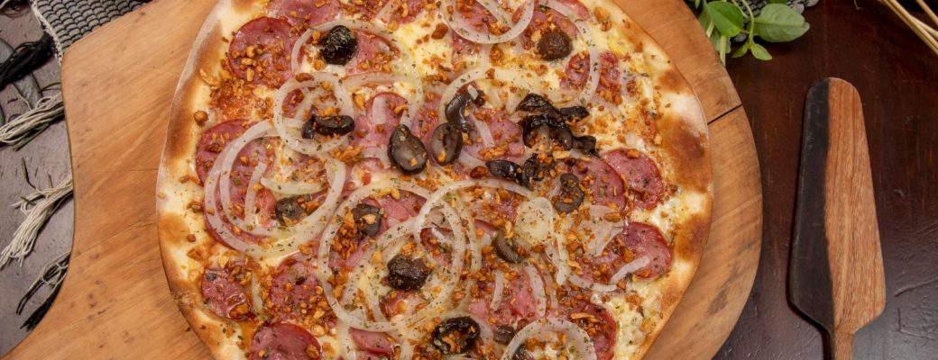 Pizza De Calabresa Ou Pepperoni: A Tradição Que Une A Família