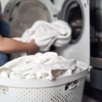 Descubra Os Melhores Truques Para Deixar Suas Roupas Brancas Impecáveis!