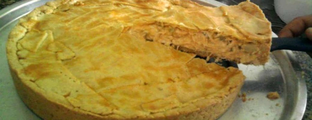 Empadão De Frango Da Vovó Traz Muito Sabor Em Cada Mordida
