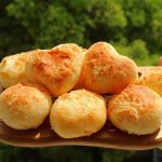 Pão Caseiro De Queijo Para Um Café Da Manhã Inesquecível