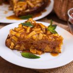 Torta De Maçã Com Molho De Caramelo Simplesmente Divina