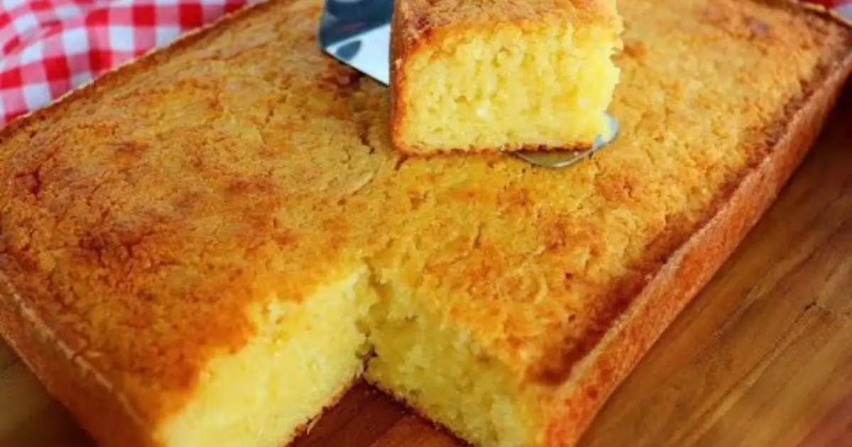 Bolo de Aipim Com Coco Super Cremoso
