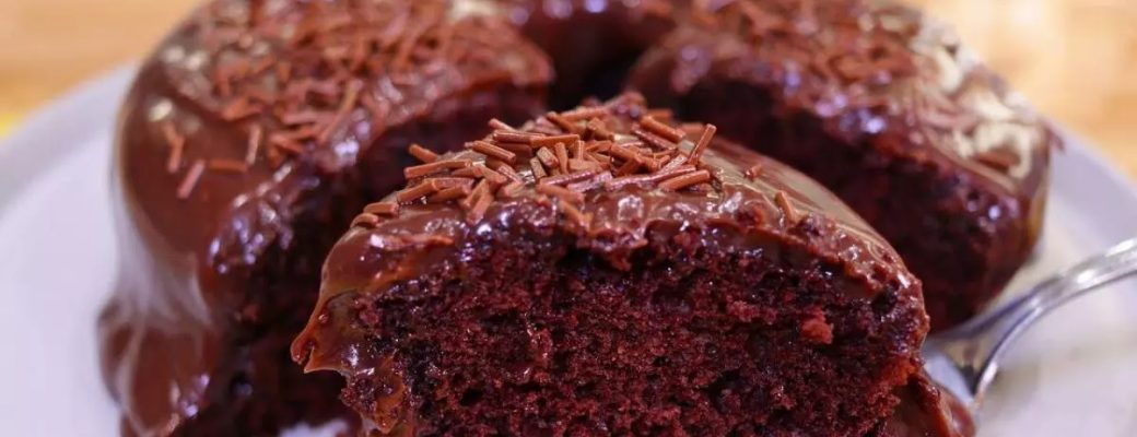 Bolo De Chocolate Com Brigadeiro Fofinho Feito Na AirFryer