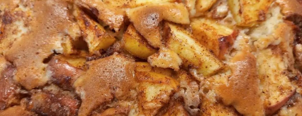 Bolo De Maçã Rápido E Fofinho Para Lanche Das Crianças