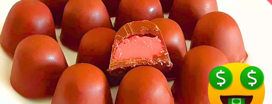 Trufas De Chocolate Com Recheio De Morango.