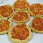 Esfihas De Queijo E Presunto