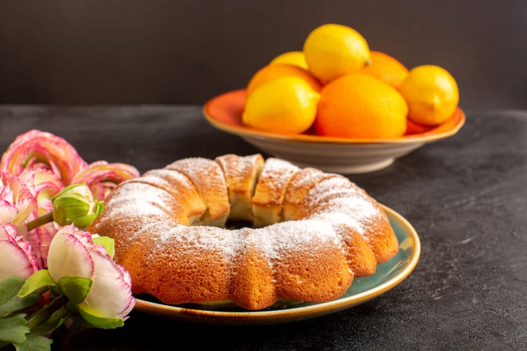 Bolo de Fubá e Laranja que não pode faltar no seu café da tarde!