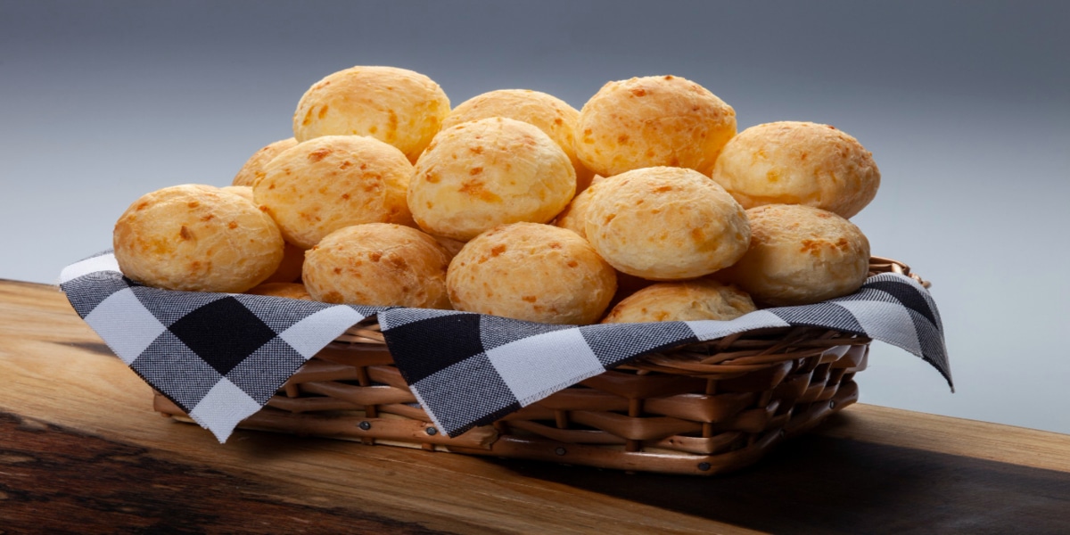 O melhor Pão de Queijo de Liquidificador para seu café da manhã