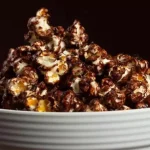 Pipoca De Chocolate Deliciosa E Fácil De Fazer Igual A Do Cinema Para Adoçar Seus Momentos De Lazer