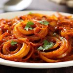 Cebolas Temperadas Indianas Que Aprendi Com Minha Tia: Uma Receita Deliciosa Para Momentos Felizes Em Família