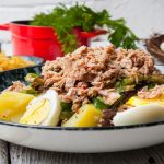 Salada De Atum Com Ovos E Batata Que Aprendi Para Dias Especiais