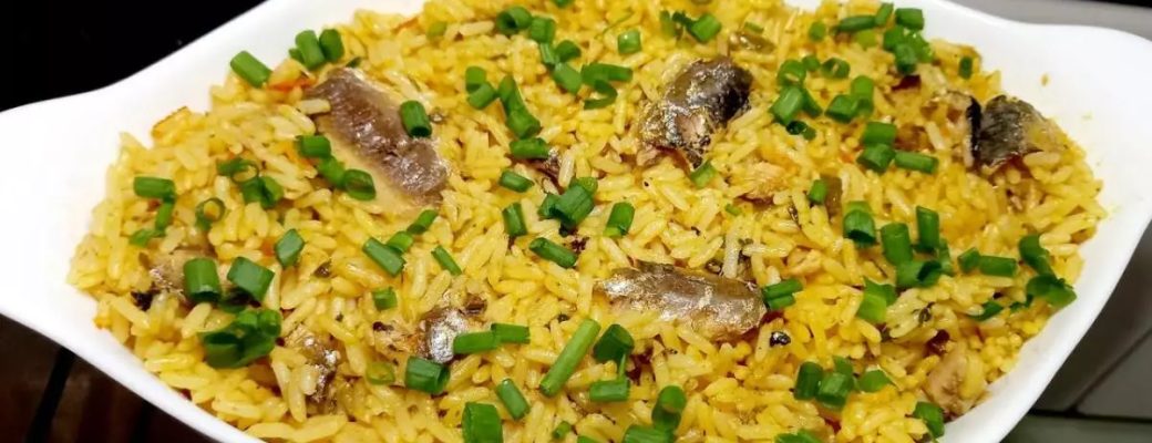 Arroz Com Sardinha Simples Para Uma Refeição Prática E Gostosa