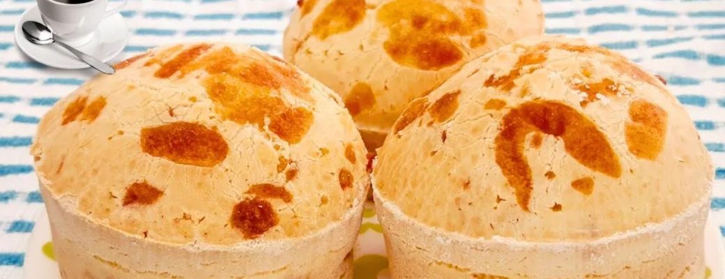 Bolinhos Sem Trigo Com Queijo Derretido