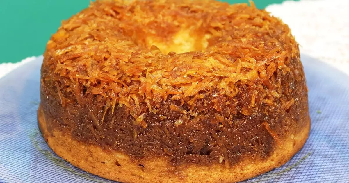 Bolo Cocada Invertido Super Fofinho e Delicioso