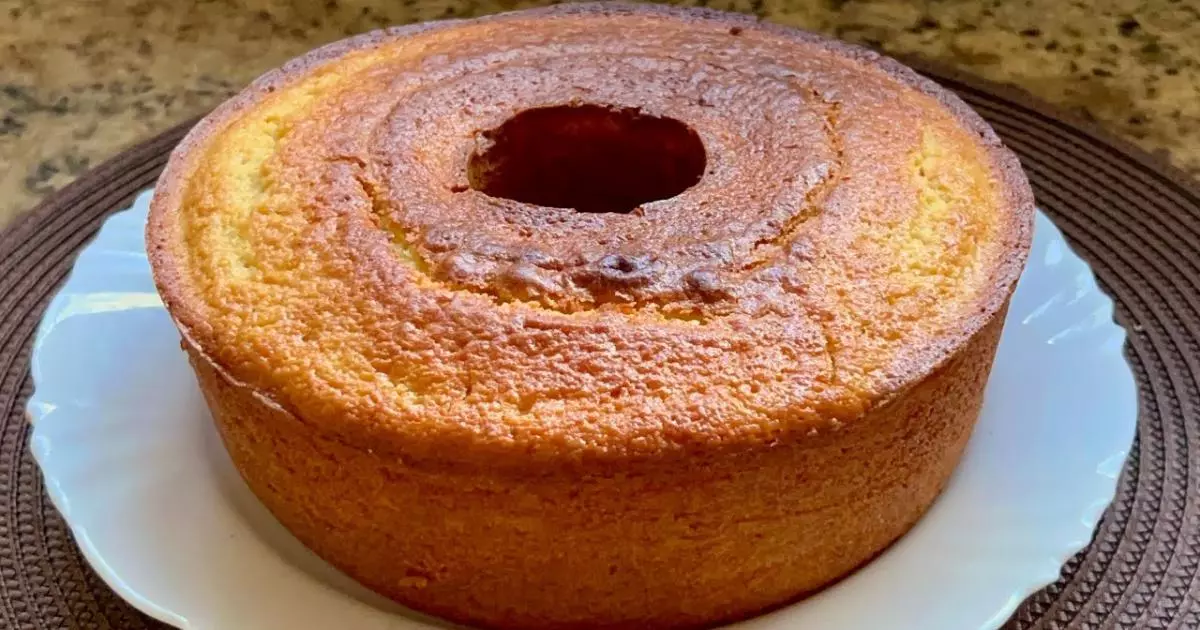 Bolo de Laranja Grande e Fofinho Muito Delicioso