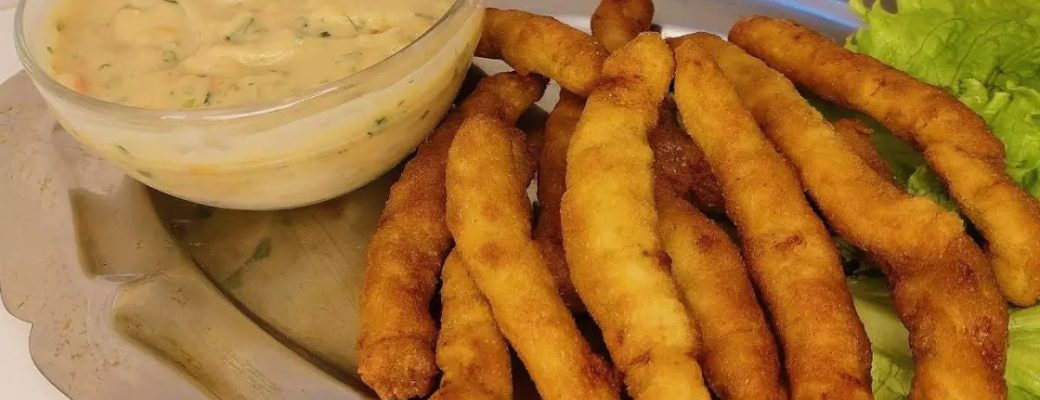 Isca De Frango Com Molho Tártaro