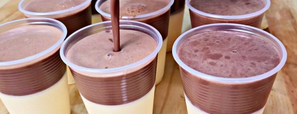 Sobremesa De Duas Cores Em Camadas Super Refrescante.