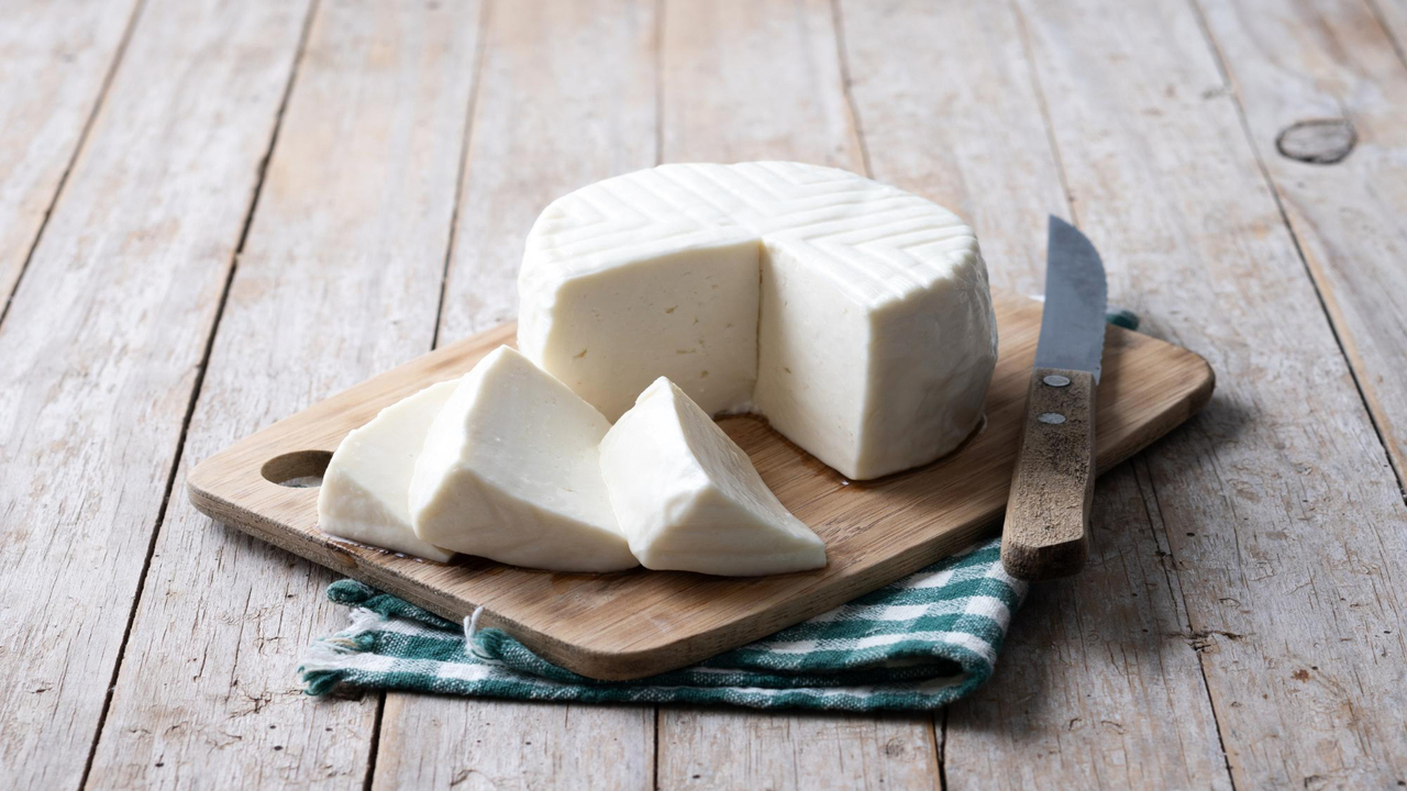 Queijo Branco Caseiro que Aprendi com Minha Vó