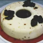 Manjar De Coco Com Calda De Ameixa