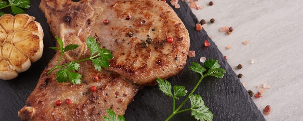 Bisteca De Porco Na Pressão Com Cebola