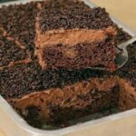 Como Fazer No LIQUIDIFICADOR E MOLHADINHO O Bolo De Chocolate é DIVINO