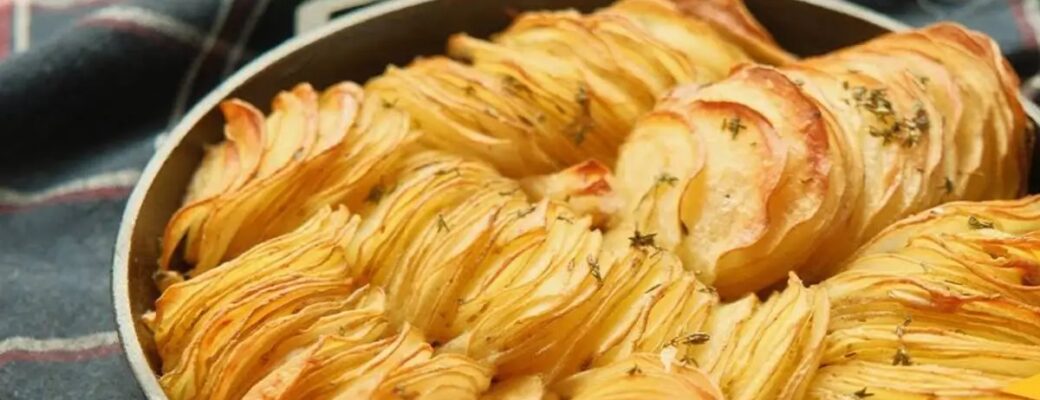 Essa Batata Assada Com Manteiga E Tomilho é Irresistível! Fácil, Dourada E Cheia De Sabor,...
