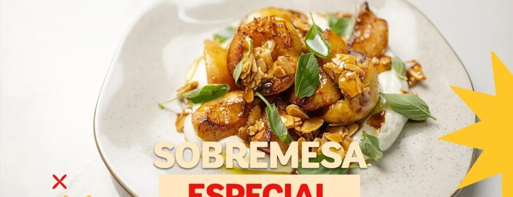 Esses Pêssegos Caramelizados Com Coalhada Seca São Uma Sobremesa Irresistível, Fácil De Fazer E Cheia...