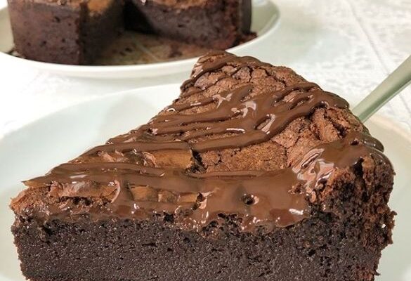 Torta De Chocolate Com 3 Ingredientes Transforme Seu Dia Em Alegria