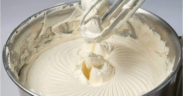 Eu AMO Esse Glacê Com Leite Condensado E Manteiga, Perfeito Para Bolos E Cupcakes