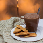 Receita De Chocolate Quente Cremoso Com Poucos Ingredientes!