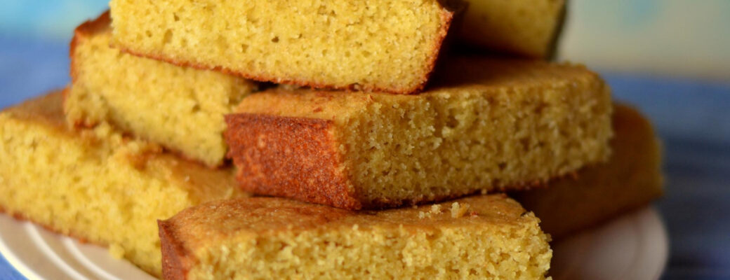 O Segredo Para Um Bolo De Milho De Lata Cremoso E Macio
