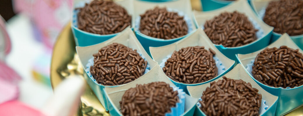 Receita De Brigadeiro Clássico Com Apenas 4 Ingredientes