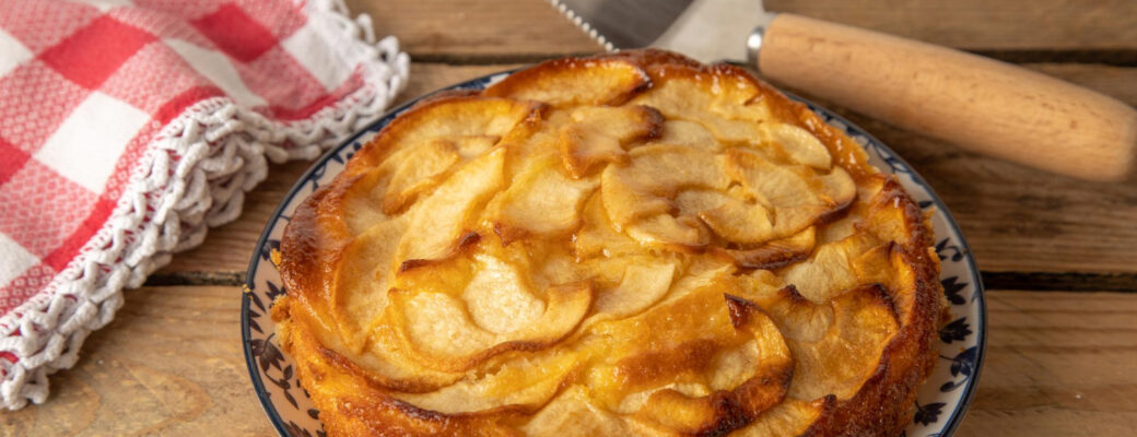 Bolo De Maçã Saudável Com Ingredientes Naturais