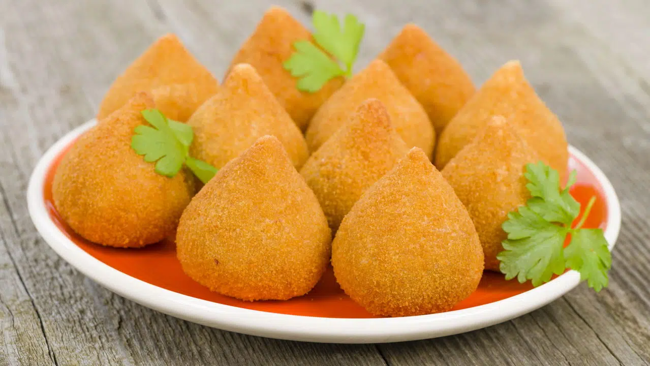 Aprenda a Melhor Receita de Coxinha de Massa de Batata Agora Mesmo!