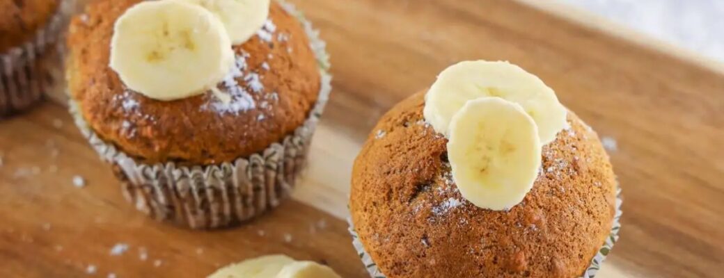 Bolinho De Banana Fofinho Fácil De Fazer! Receita Prática E Rápida, Perfeita Para O Lanche...