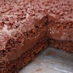 Bolo Gelado De Brigadeiro Bem Molhadinho E Delicioso