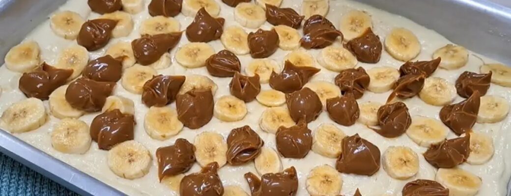 Aprenda A Fazer Um Bolo De Banana Com Doce De Leite Irresistível, Perfeito Para O...