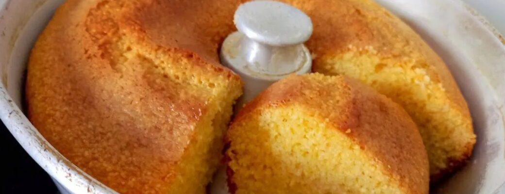 Bolo De Farinha De Milho Com Leite De Coco, Fofinho E Saboroso Que Combina Com...