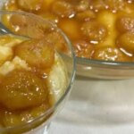 O Doce Banana Cremoso Com Laranja E Creme Fácil é Uma Sobremesa Clássica, Geladinha E...
