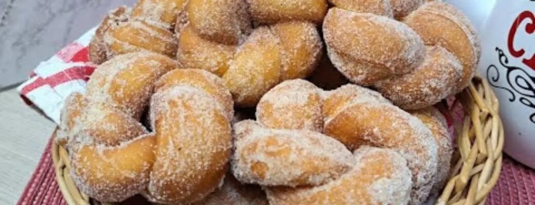 Receita Fácil De Donut Sem Ovos, Frito E Macio, Perfeito Para Acompanhar O Café....