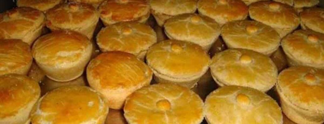 Empadinhas De Queijo Irresistíveis: Crocantes Por Fora E Cremosas Por Dentro